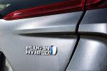 Toyota Prius Plug-in Hybrid 2016 года